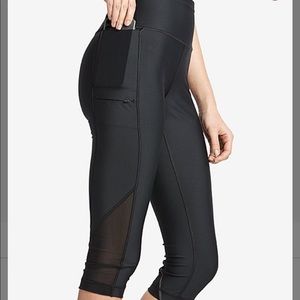 LOLË Capri workout pants